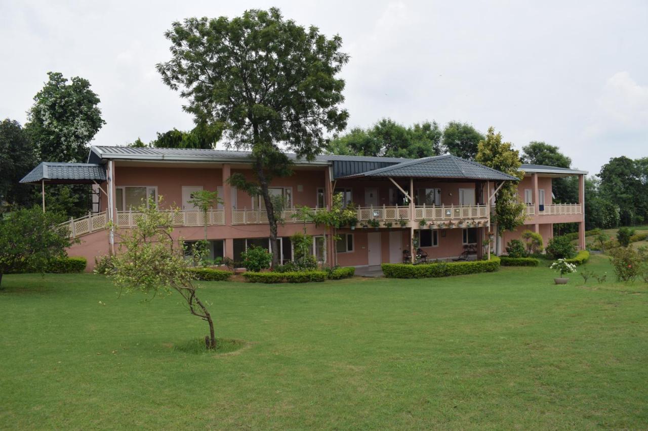 Aravali Hill View Estate Villa Gurgaon Exterior photo